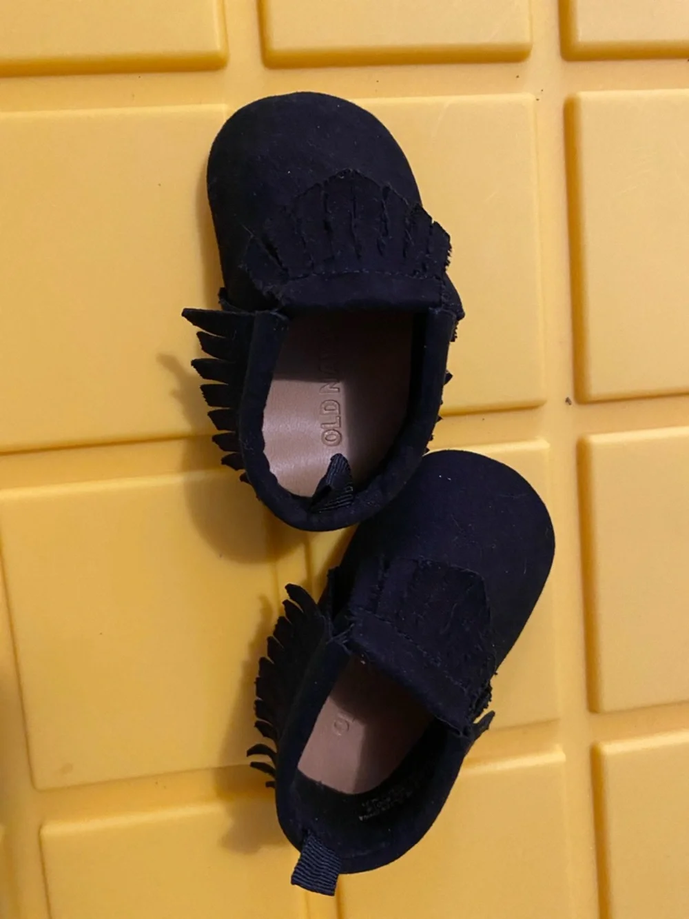 Old Navy Black Fringe Baby Moccasins - Slip-On Soft Shoes 0-3 months